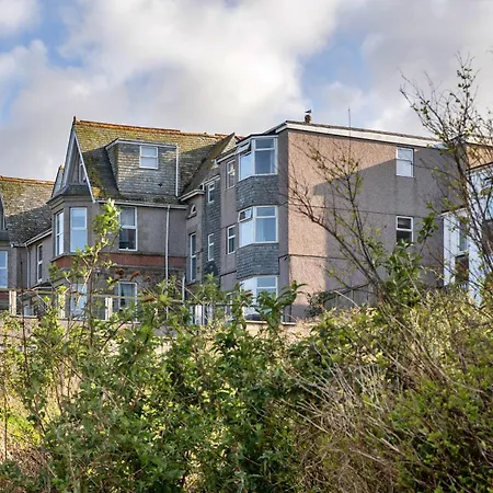 Finest Retreats - No 5 Harlequin Apartment *