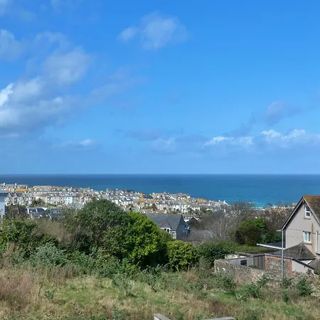 Finest Retreats - No 5 Harlequin St Ives (Cornwall)