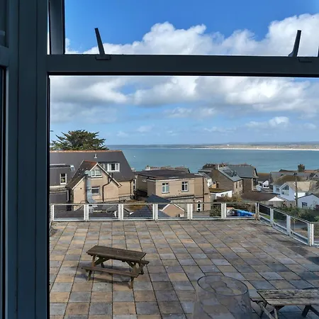 Finest Retreats - No 5 Harlequin