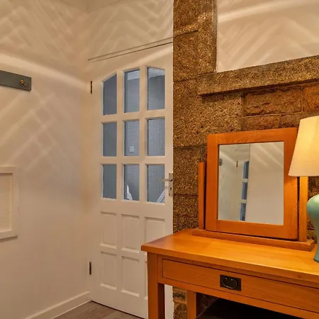 Finest Retreats - No 5 Harlequin *